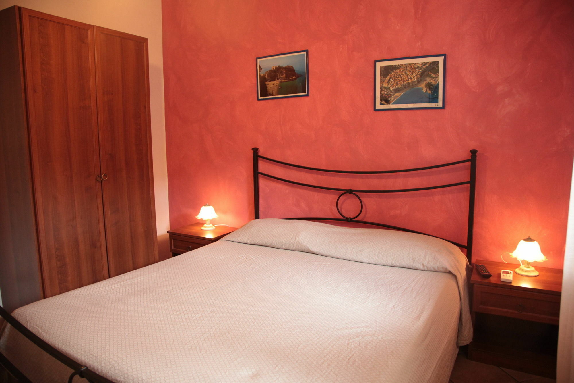 Residenza La Vigna Aparthotel ปาร์เกลียา ภายนอก รูปภาพ